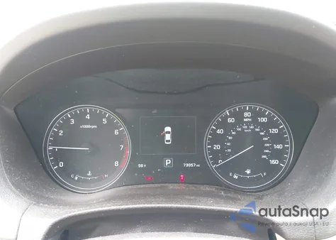 2016 Hyundai Genesis 3.8 z USA, uszkodzony, nr VIN KMHGN4JE0GU107047